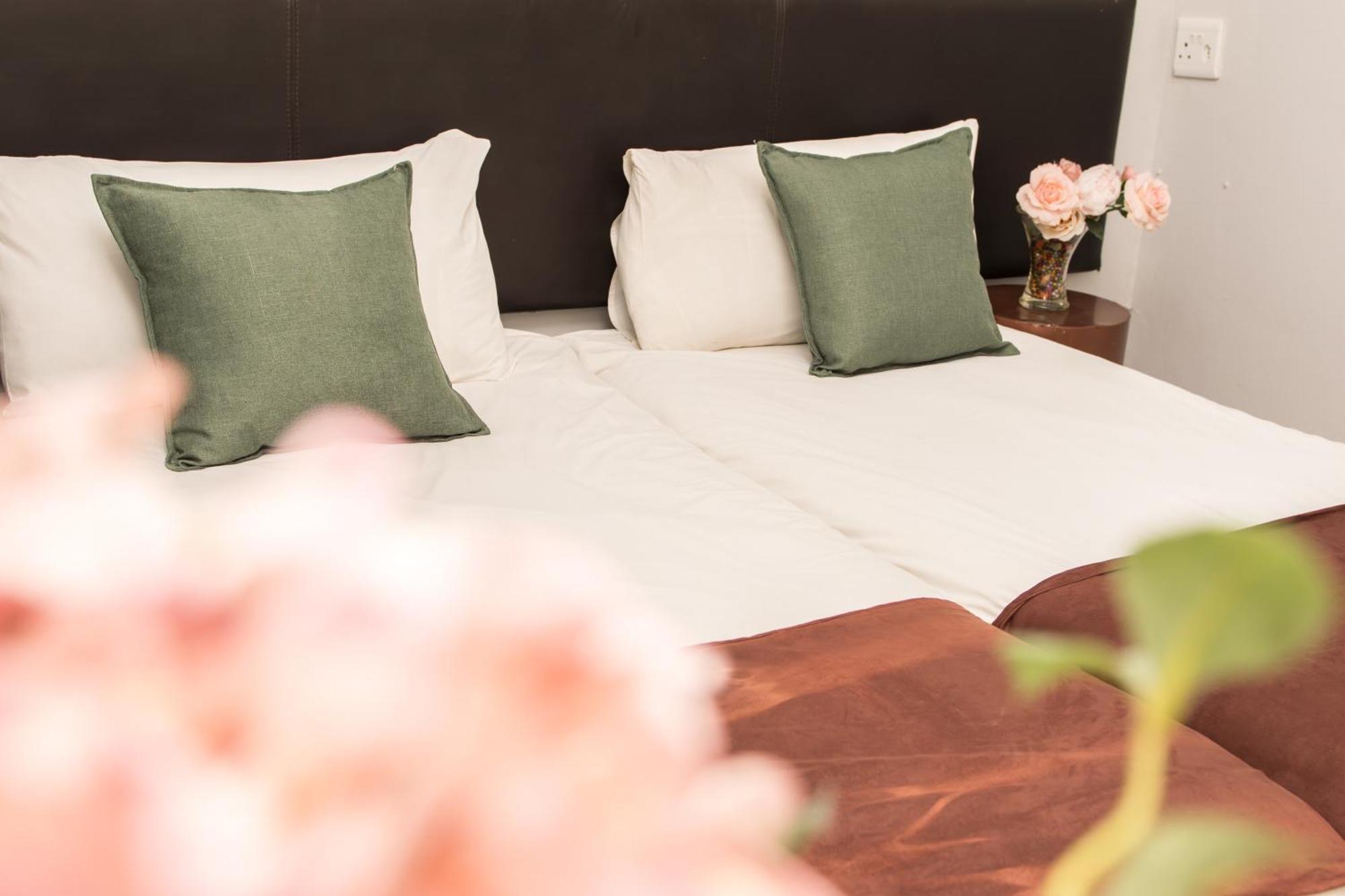 Mauya Guesthouse Kuils River エクステリア 写真